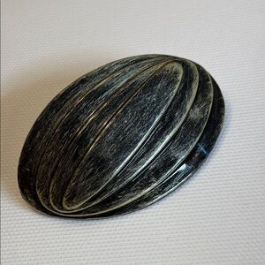 Large Oval Hair Clip